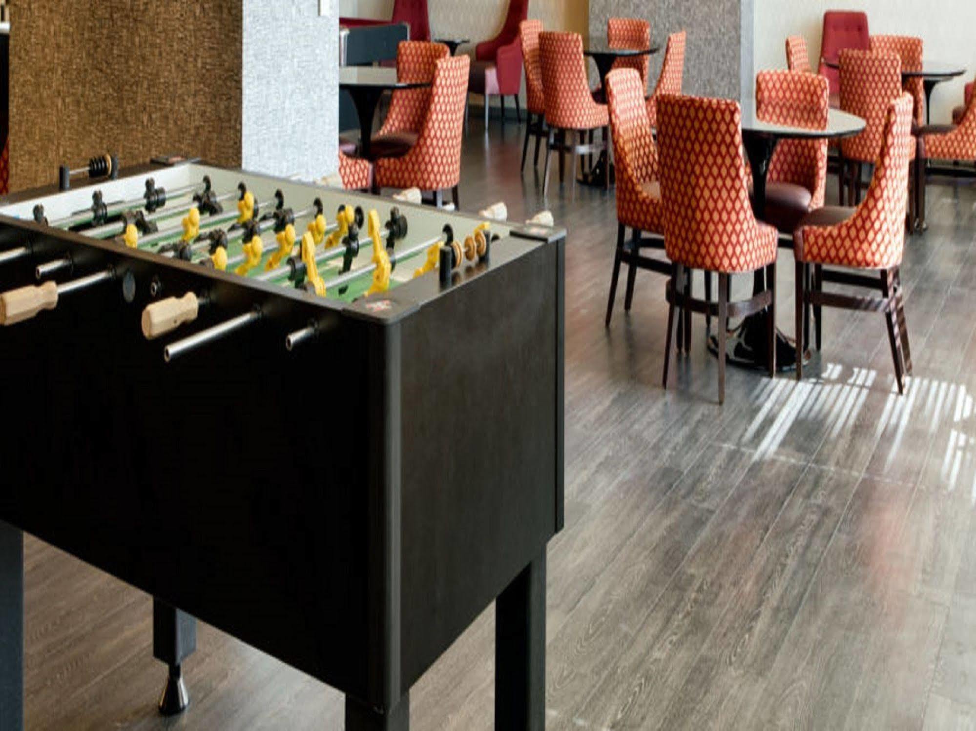 Global Luxury Suites At Exchange Jersey City Exterior photo