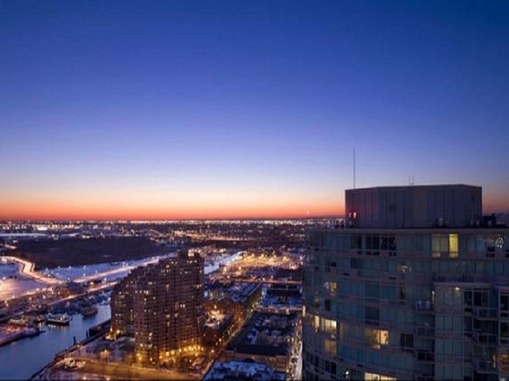 Global Luxury Suites At Exchange Jersey City Exterior photo